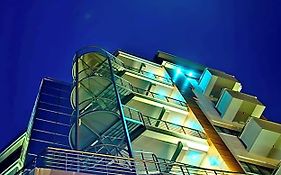 Habitat Hotel